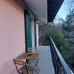 Oda ve Kahvaltı Eden 4*