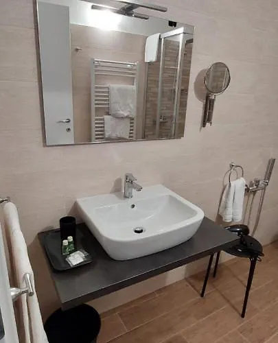 فندق مبيت وإفطار Eden 4*